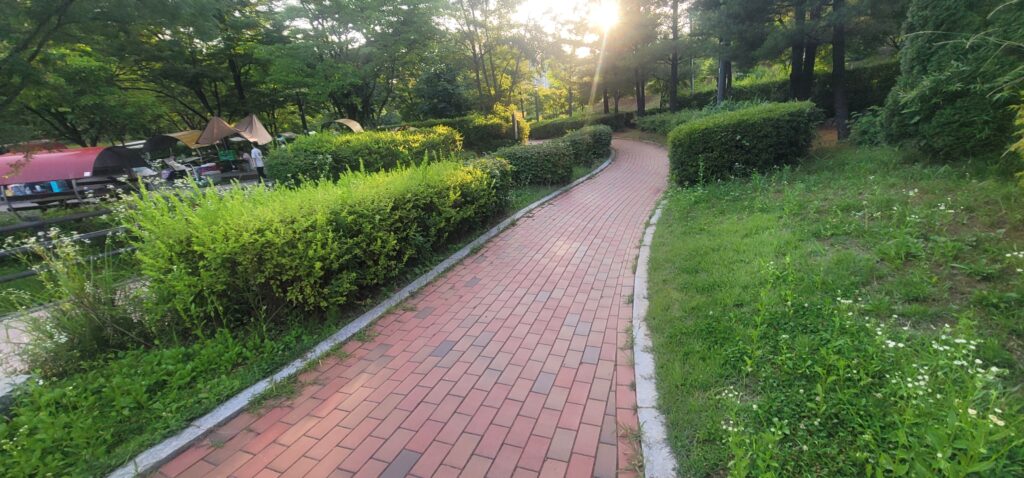 campsite flat road